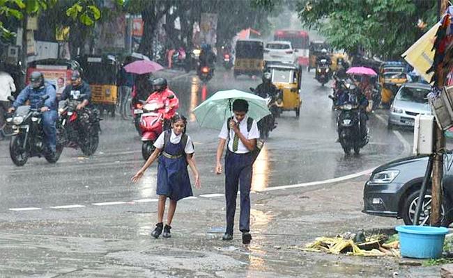 Heavy rains in Hyd, holiday for schools, colleges