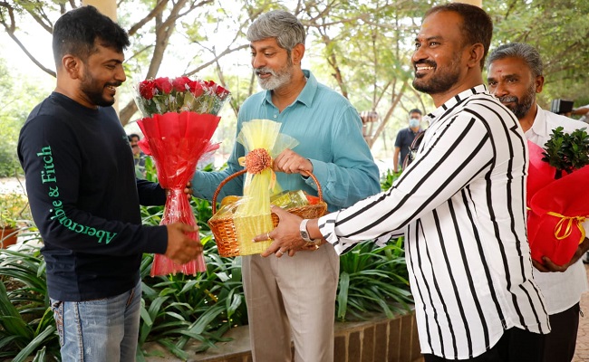 JB starts shooting for Sampath Nandi's Simbaa