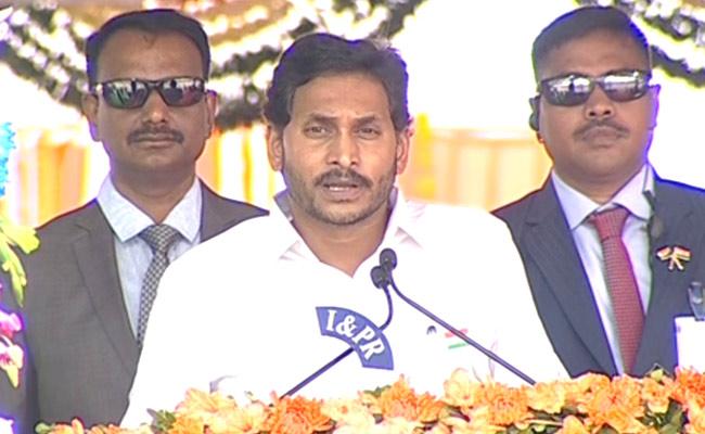 Jagan talks of capital decentralisation again!