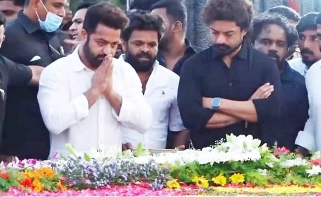 'Jr NTR CM' Slogans Resonate At NTR Ghat
