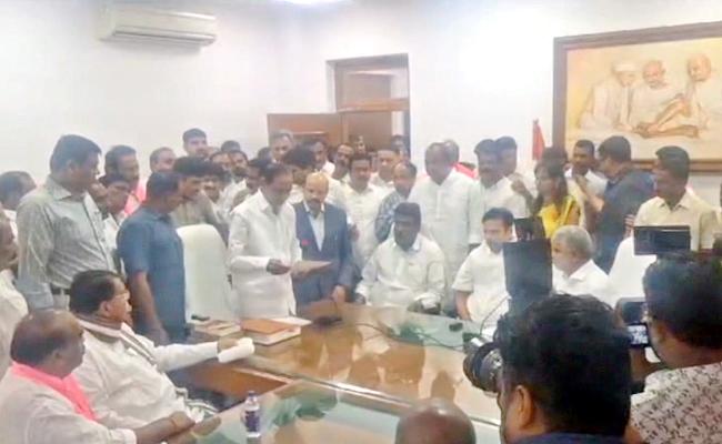 Telangana: KCR takes oath as MLA