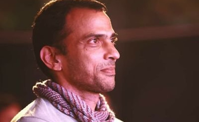 Knives out for Telugu man Krishna Allavaru