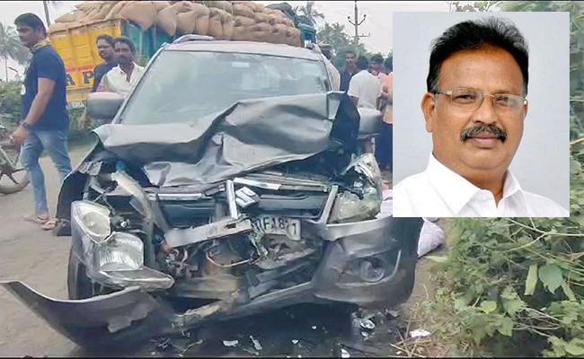 Andhra Pradesh MLC killed in road accident
