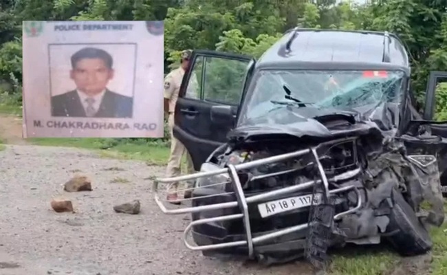 Two Andhra DSPs Killed in Road Accident