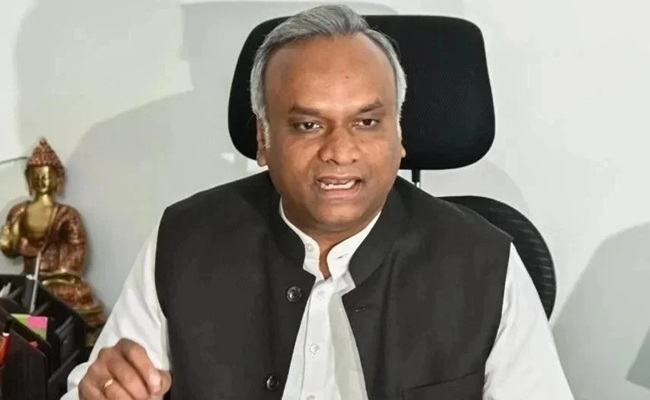 Priyank Kharge's Spicy Jibe at Andhra's Rs 10 Lakh Cr Debt!