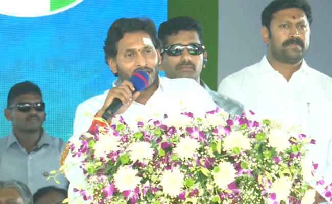 Jagan backs Avinash, says Sharmila carries no YSR legacy