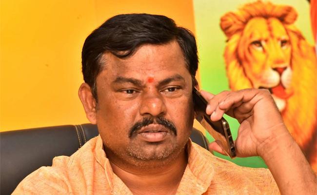 MLA Raja Singh stopped from entering Secretariat