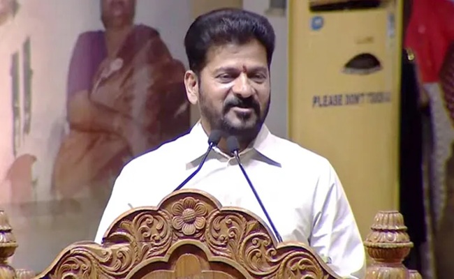 Schooled in BJP, Trained in TDP, Now with Rahul: CM