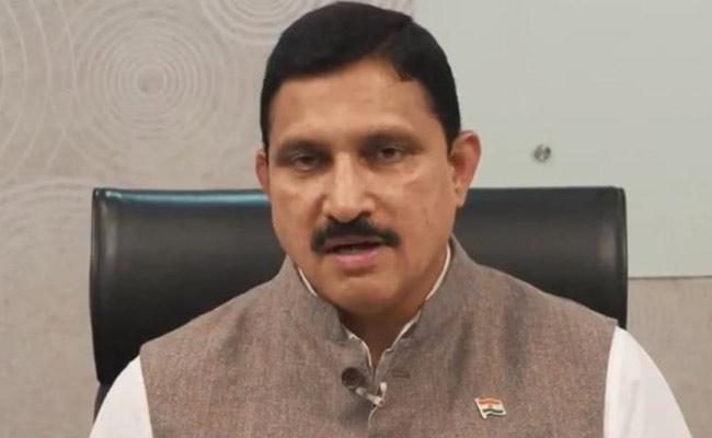 Chowdary Gets 'Andhra Mallya' Tag In National Circles