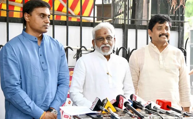 YSRCP raises pitch against EVMs again!