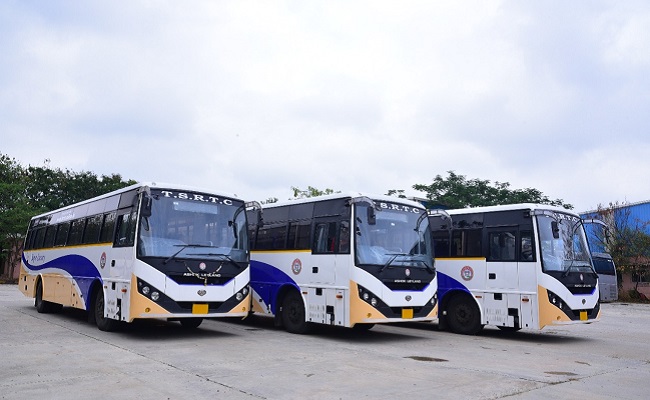 T'gana: 50 super luxury buses of TSRTC flagged off