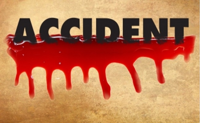 Speeding car crushes two walkers to death in Hyd
