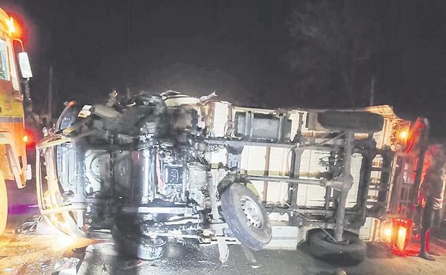 Seven killed in Andhra road accident
