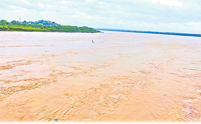 Godavari crosses third danger mark at Bhadrachalam