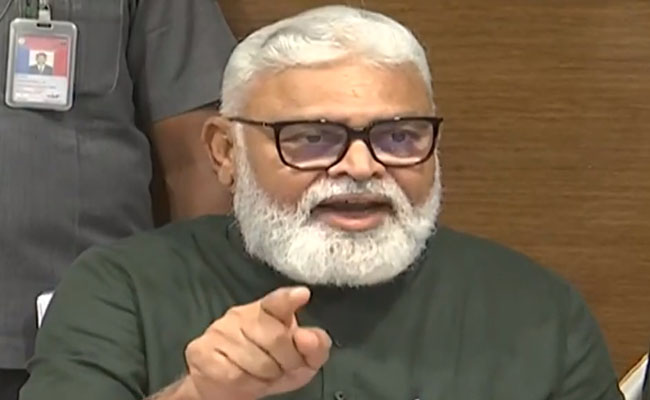 Ambati booked for 'threatening' police officers