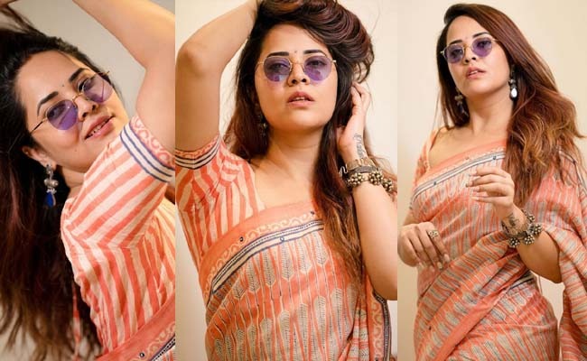 Pics: Anasuya's Classy Summerwear