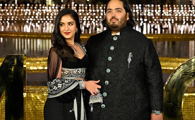 Young Ambani's Wedding At Rs 1000 Cr?