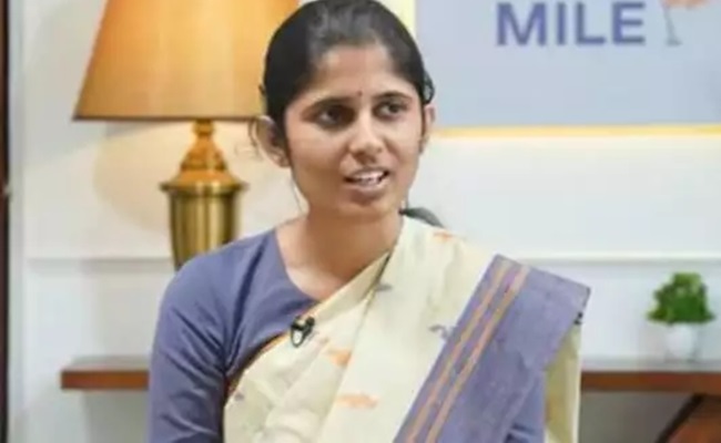 Who is UPSC female topper Ananya Reddy?