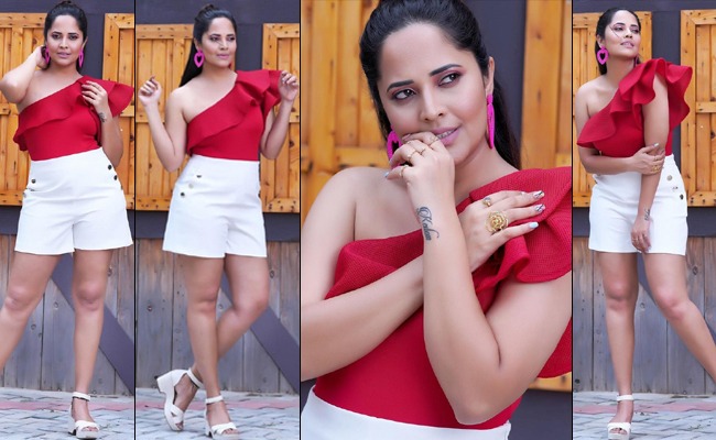 Pics: Beautiful Blast In White Short