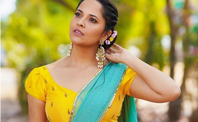 Anasuya shakes a leg with Pawan Kalyan!