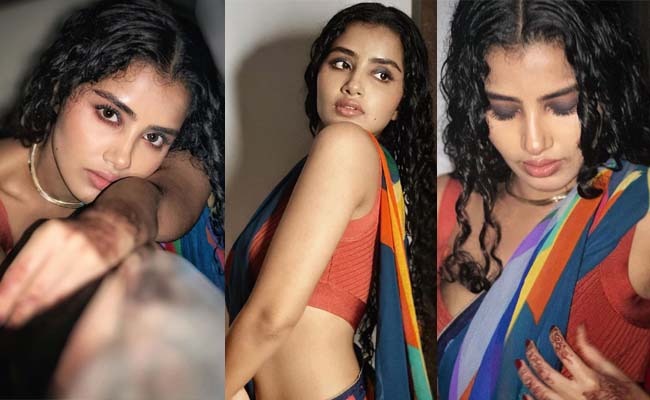 Pics: Dusky Beauty In Enchanting Saree