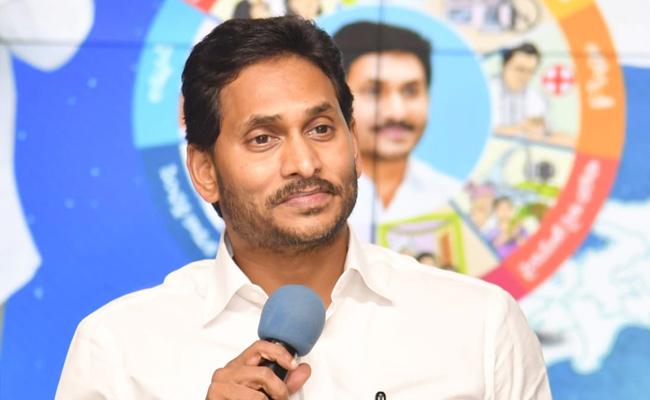 Jagan learns a lesson or two from KCR!