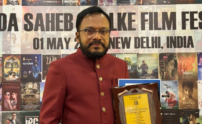 Award For Razakar Director Satyanarayana