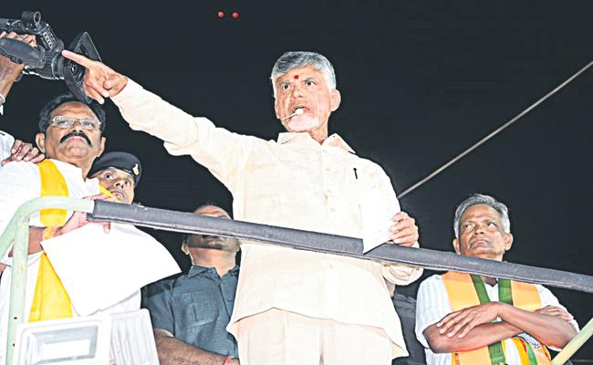 Discarded TDP candidates don JSP, BJP scarfs?