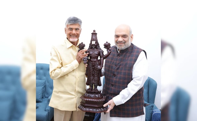 Naidu, Pawan hold talks with Shah, Nadda on alliance