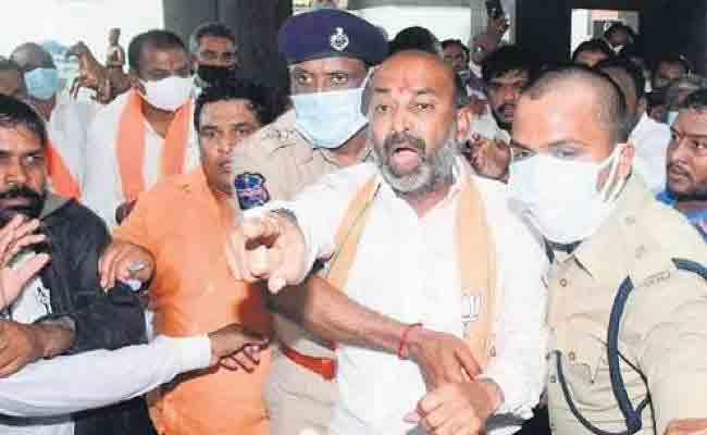 Sanjay arrest: KCR deliberately provoking Centre?