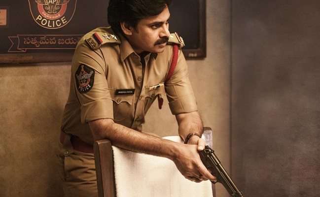 Pawan refuse to back off from Sankranthi race