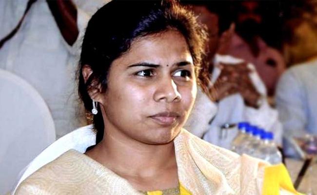 Watch: Is Bhuma Akhila Priya Crossing her Limits?