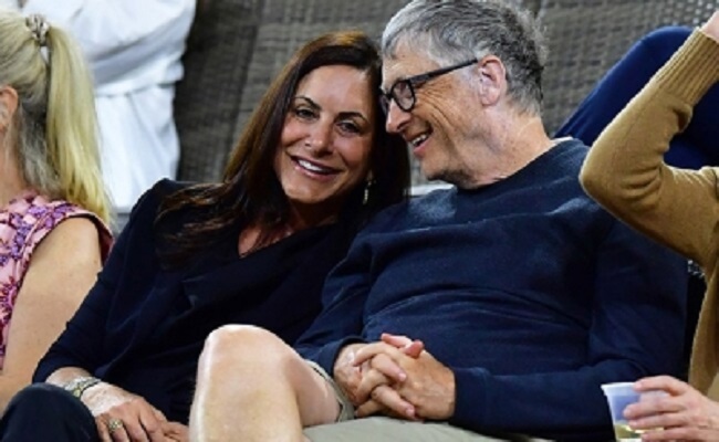 Bill Gates, rumoured girlfriend spotted at party