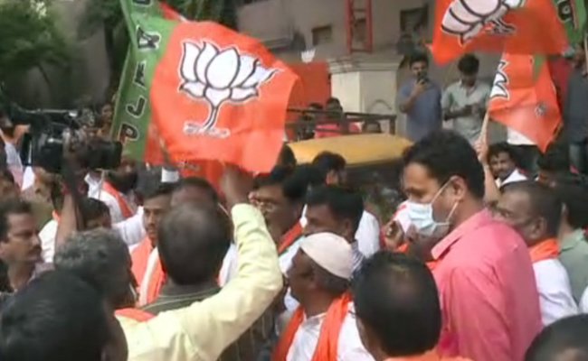 Roundup: Jolt to TRS as BJP wrests Huzurabad