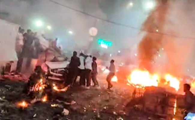 Delhi: 8 Killed In Blast Near Red Fort