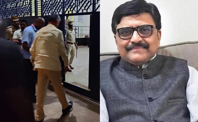 Ex-IAS in soup over comments in Naidu's support