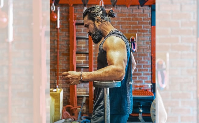 Pic Talk: Charan's Gruelling Prep, Looks Macho