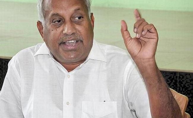 Ex-Union minister predicts new CM for AP by Jan