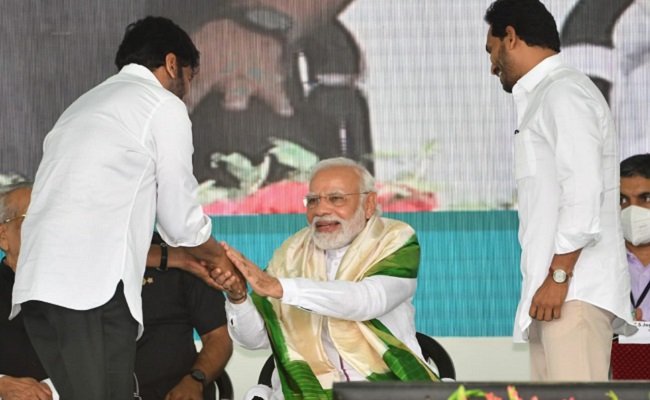 Modi shows unusual love towards megastar