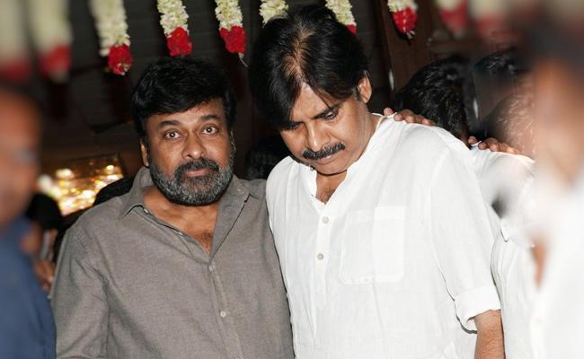 Pawan Kalyan Avoids Godfather!