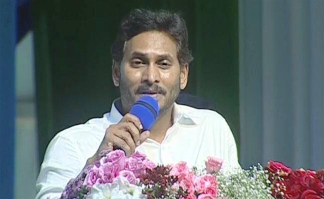 Andhra Talk: Is Jagan Criticizing Pawan Good or Bad?