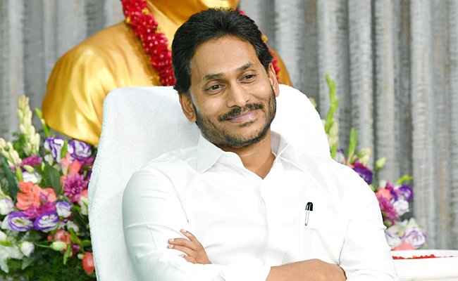 Despite Amaravati stalemate, Jagan to construct houses