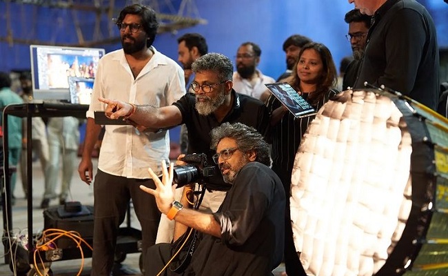 'Pushpa 2' makers share a glimpse from the sets