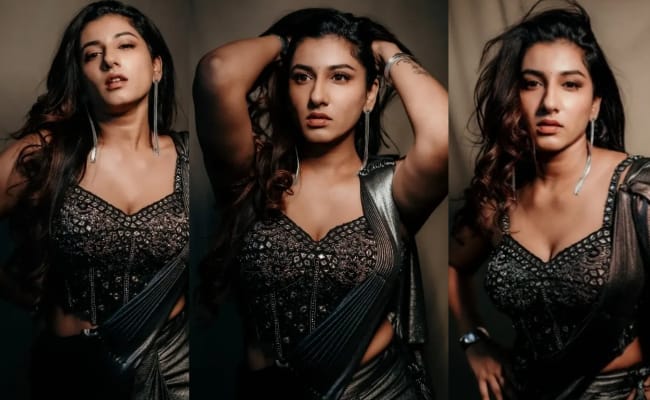 HOT: Vishnu Priya Dazzles In Bold Black