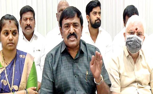 Better put up lone fight, YSRC MLA advices Pawan