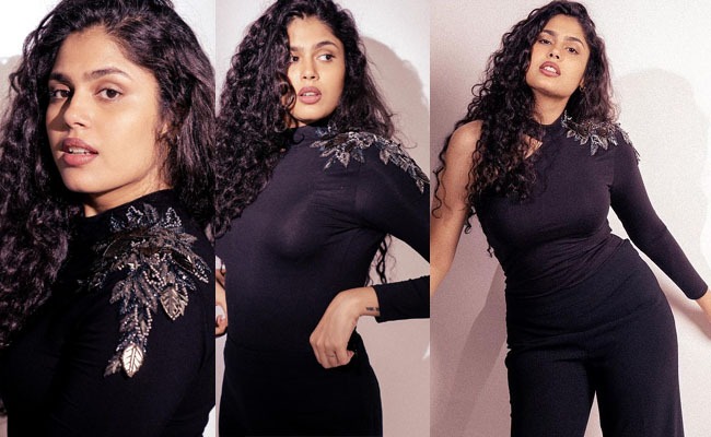 Pics: Nation's Tallest Actress In Black