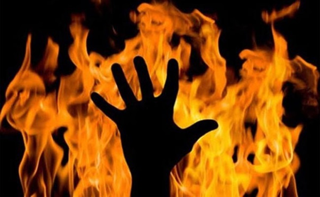 Female techie burnt to death by jilted lover in TN