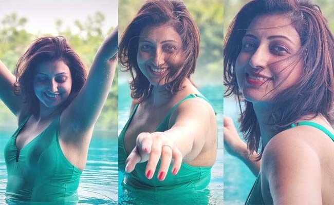 Pics: Hamsa's Ever Green Look In Green