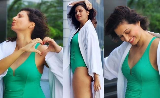 Pics: Hamsa Nandini's Glory In Swimsuit