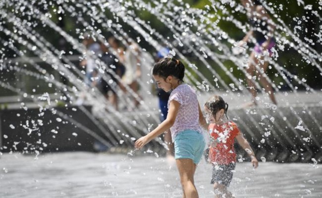 'Oppressive' heat wave continues scorching Texas